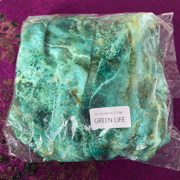 Fused Hawaii Big Island Bottoms XL/2X @Green Life” - Picture 8 of 14